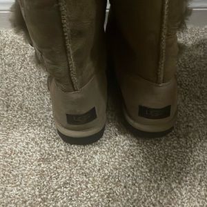 Knee High Ugg Boots